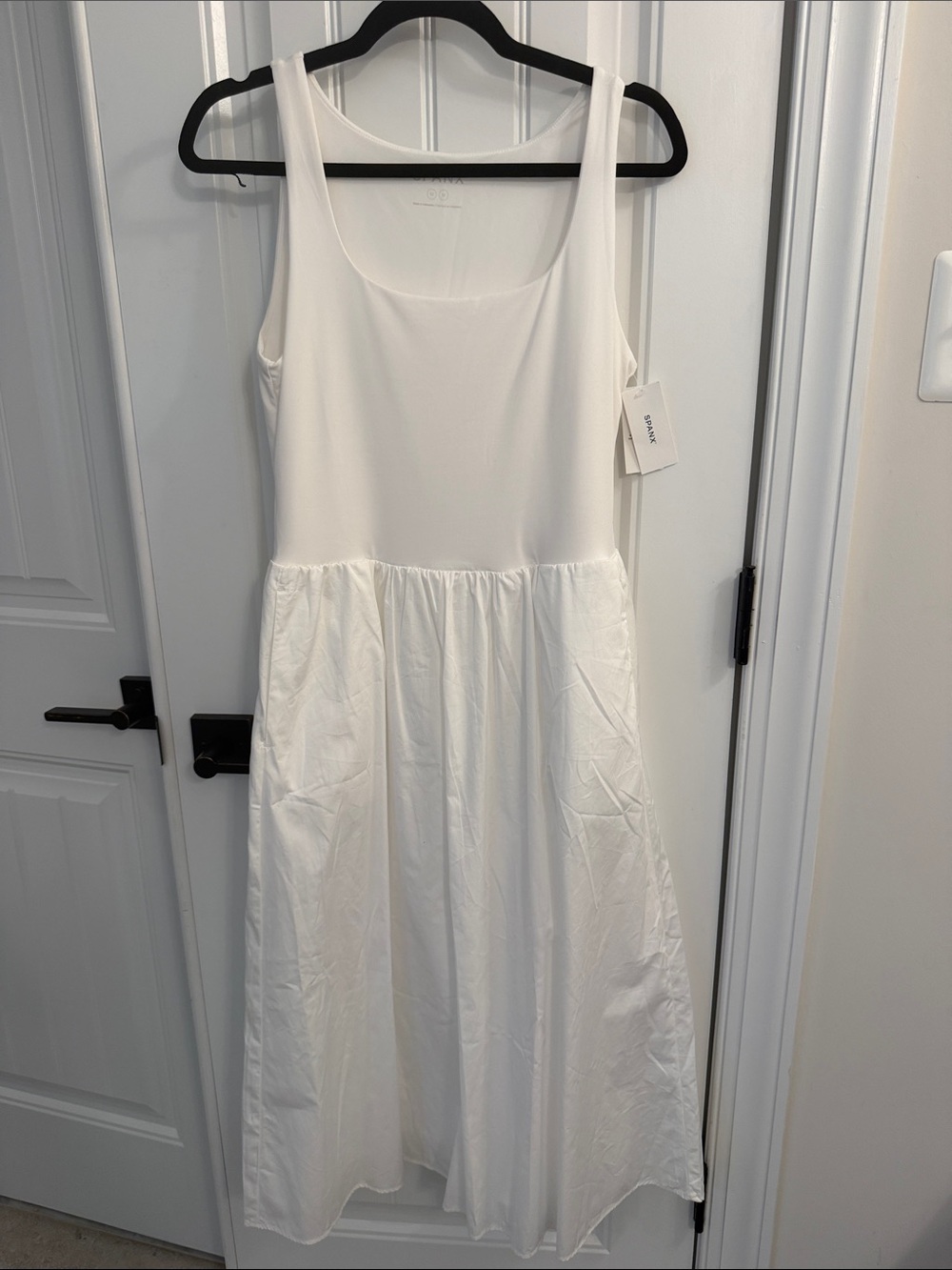 BNWT SPANX Classic White Smooth Jersey Mix Media Dress - Size Medium